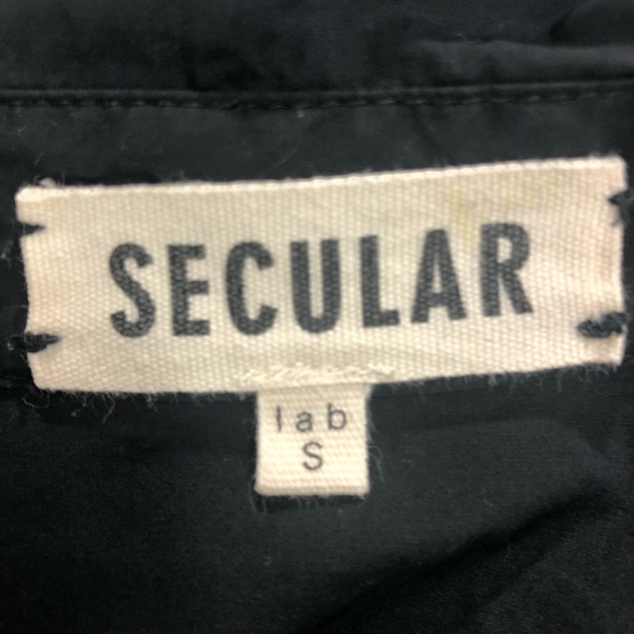 Secular Lab Button down Black shirt Small - Picture 5 of 6